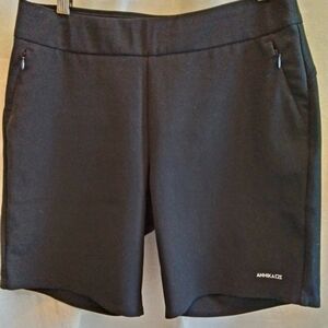 CUTTER & BUCK Annika Women's Pull-on Black Golf Shorts. Size: M